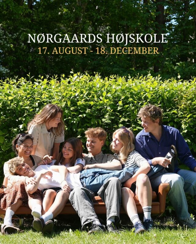 Efterårsopholdet på Nørgaards starter den 17. august - 18 uger fyldt med fællesskab og fordybelse 🌞
Her får du:
🌤️ Opstart i den danske sensommer med perfekte rammer for friluftsliv og udendørs fag i vores smukke natur
👌🏼 Fremragende faciliteter - heriblandt nyt keramikværksted, mikrobryggeri, padelcenter, musik- og teaterscener, art studio, fitnesslokaler, biograf og svømmehal
🗺️ Klimavenlig studietur med interrail i Europa
💒 Nyrenoverede elevværelser
🚅 Togforbindelse direkte til og fra Aarhus (45 min)
💙 Oplevelser for livet
👉🏼 Tilmeld dig på vores hjemmeside
Kontakt os på adm@nrgaard.dk eller ring på 8668 2300, hvis du vil vide mere.