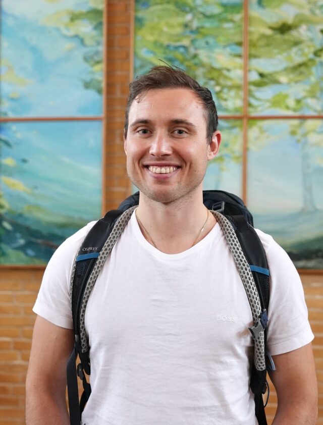 I dag har vi haft besøg af Nickalas, som er tidligere elev på Nørgaards Højskole 🌞
Nickalas holdt et foredrag om klasseulighed, som var funderet i hans egen opvækst. Nickalas fortalte ærligt om oplevelsen med at forholde sig til nye sociale koder - på opholdssteder, under højskoleophold, på rejser ude i verden og på universitetet.
Tusind tak for at dele din historie med os, @nickalas_rodahl 🌞